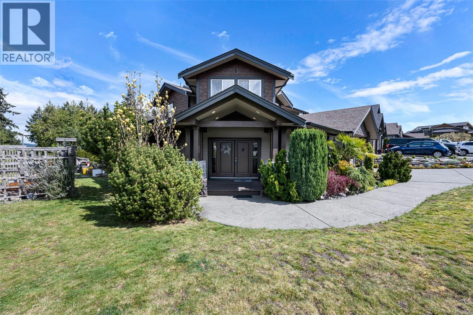 625 Sentinel Dr - 45