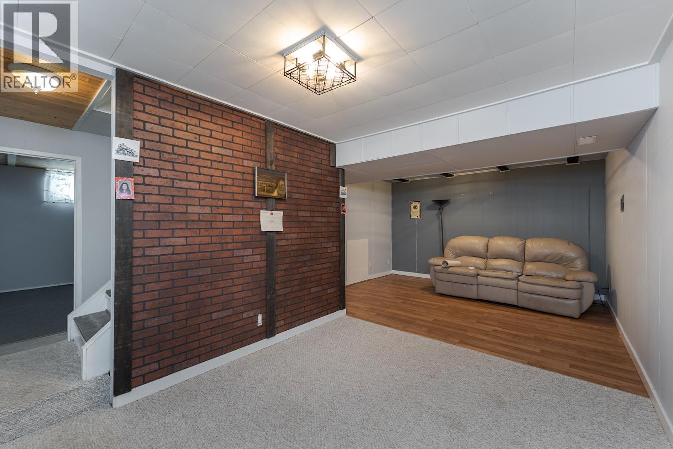 1745 NORWOOD STREET - 23