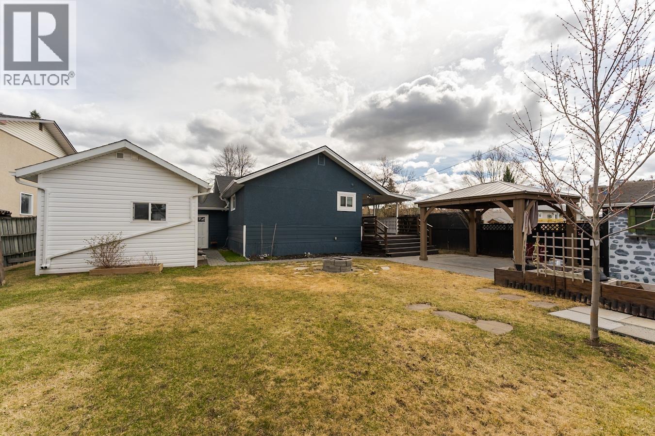 1745 NORWOOD STREET - 36