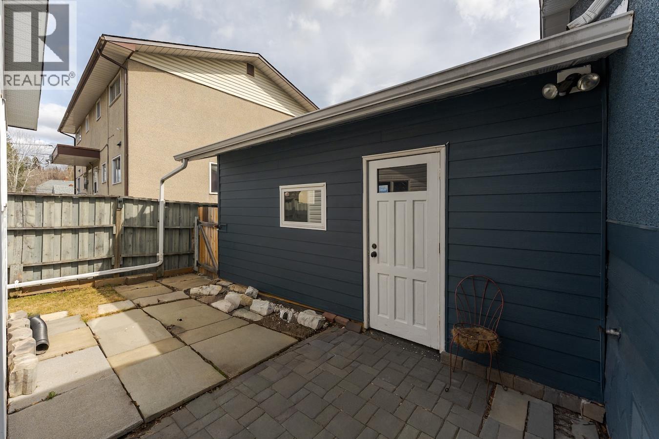 1745 NORWOOD STREET - 31