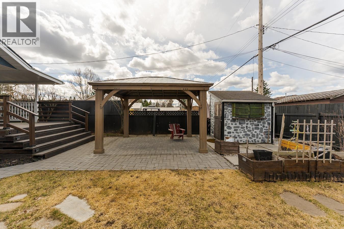 1745 NORWOOD STREET - 35