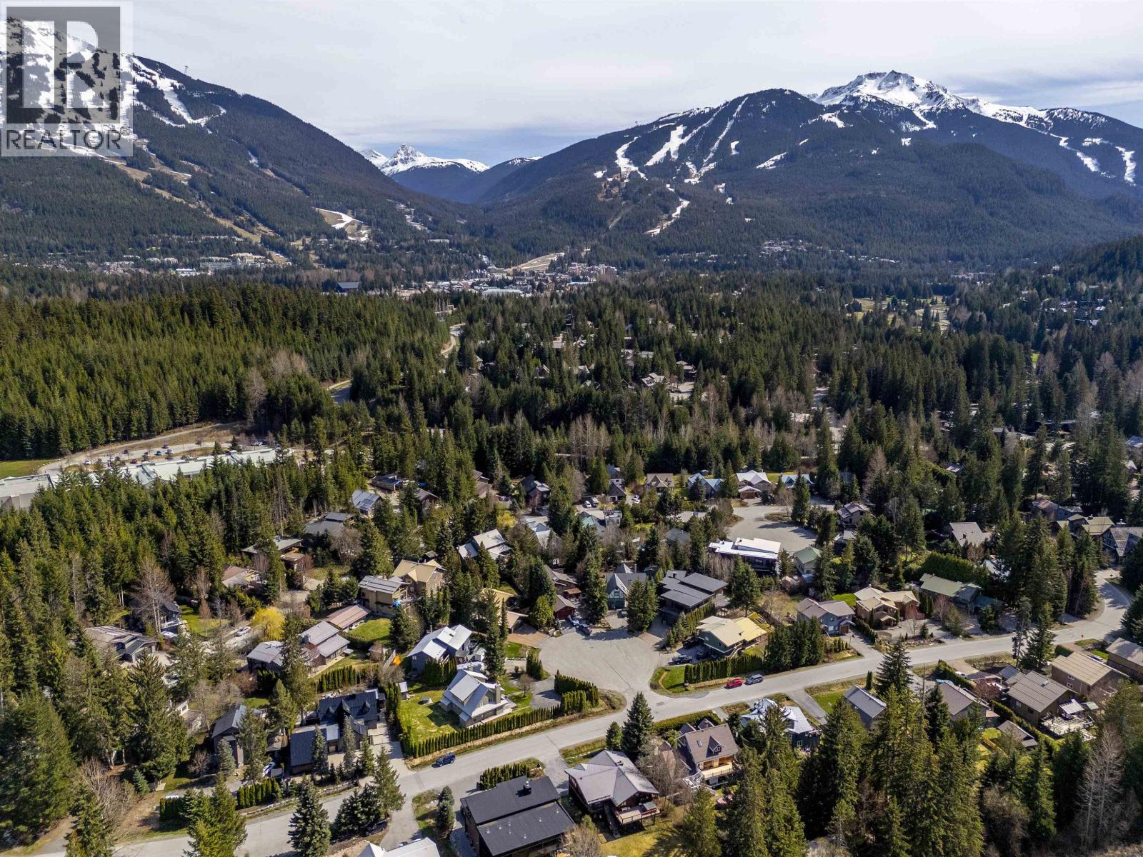 6444 TOAD HOLLOW, Whistler
