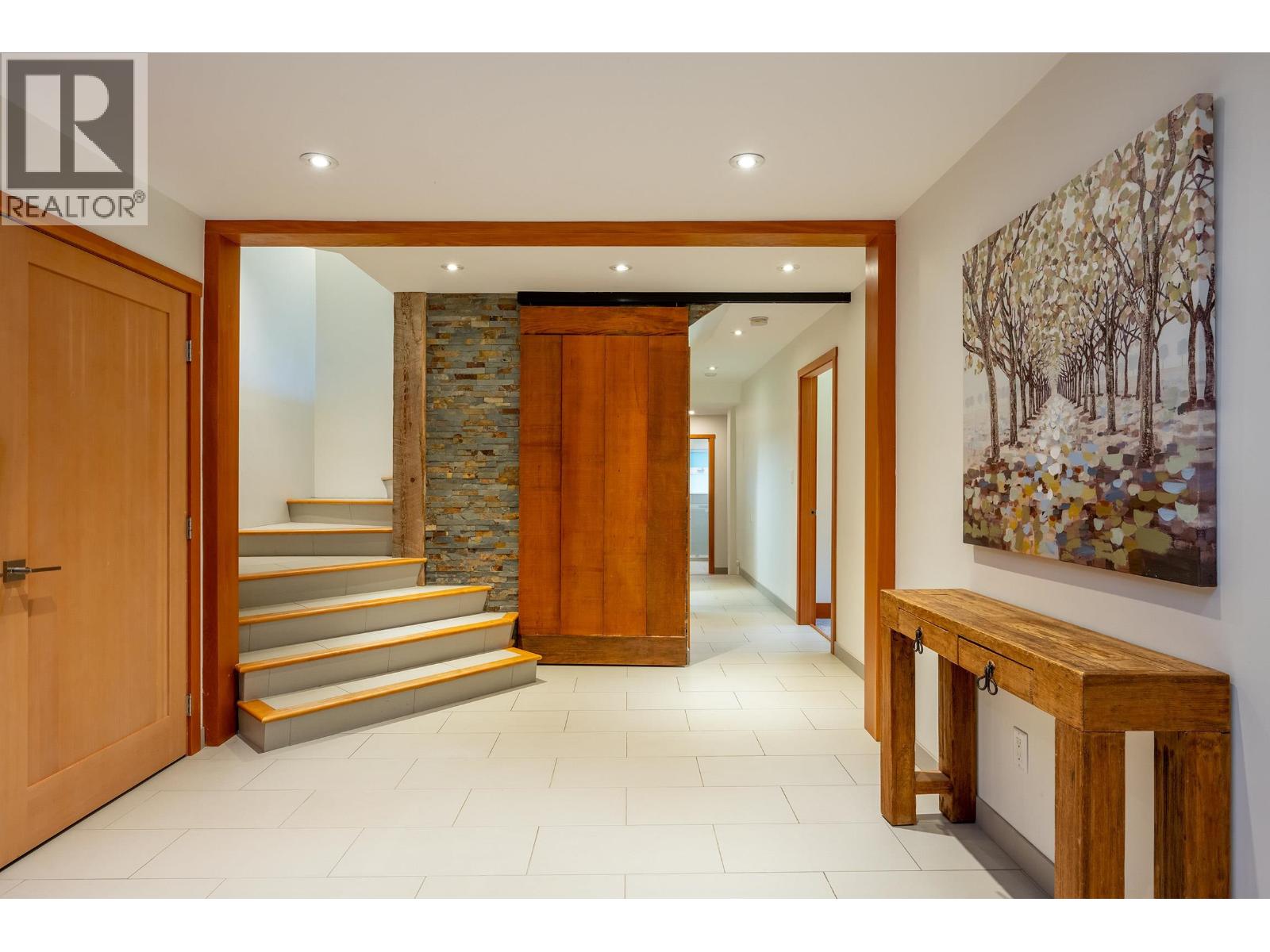6444 TOAD HOLLOW, Whistler