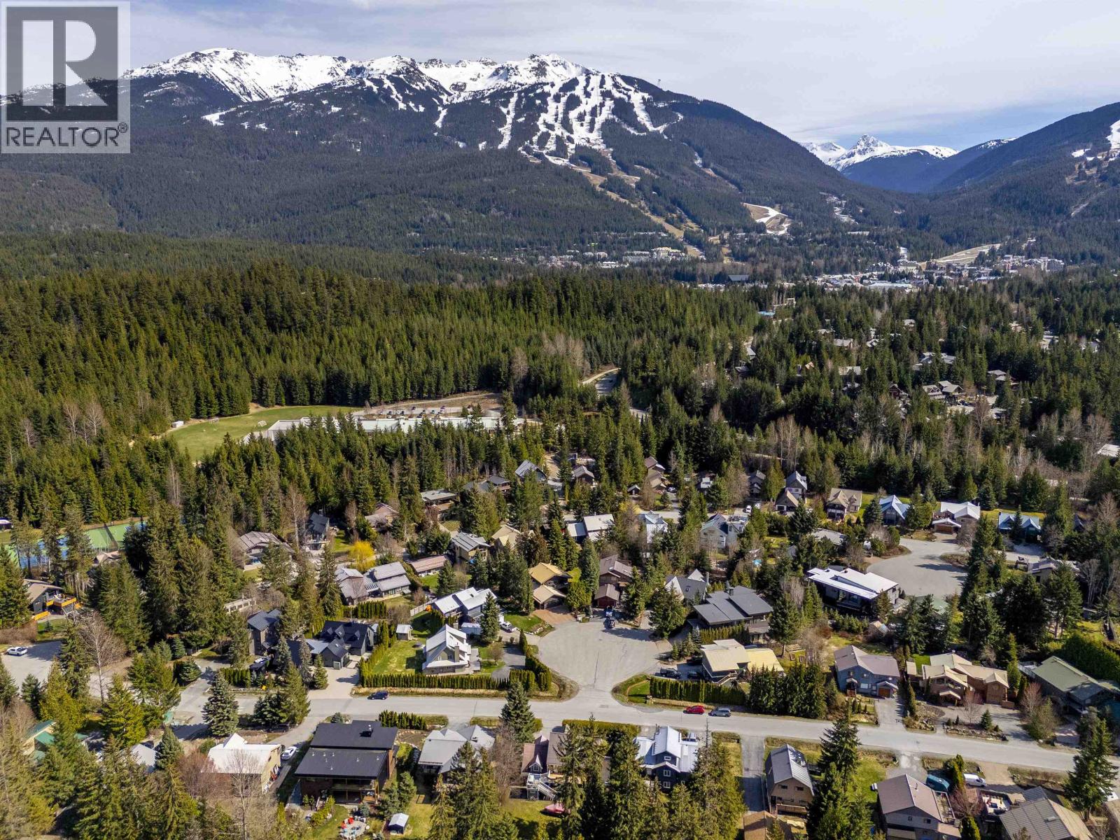 6444 TOAD HOLLOW, Whistler