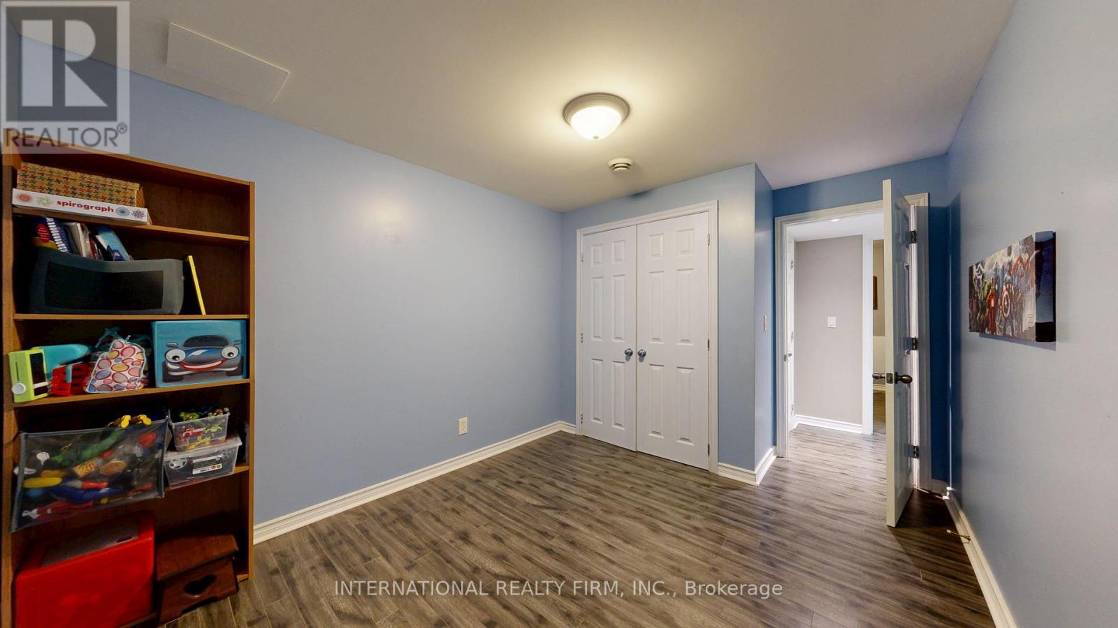 438 STIRLING WAY - 25