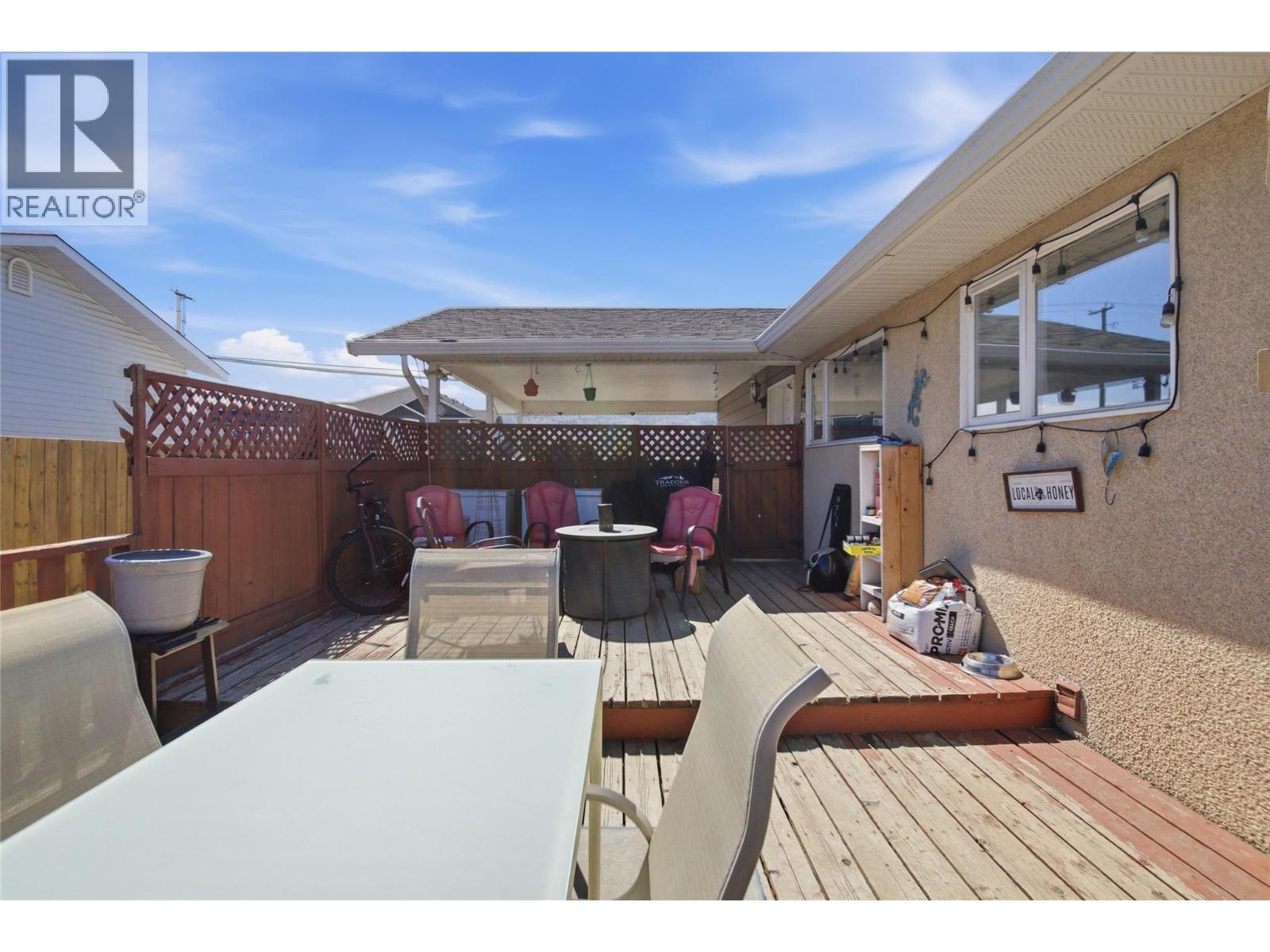 1938 PARKCREST Avenue - Image 2