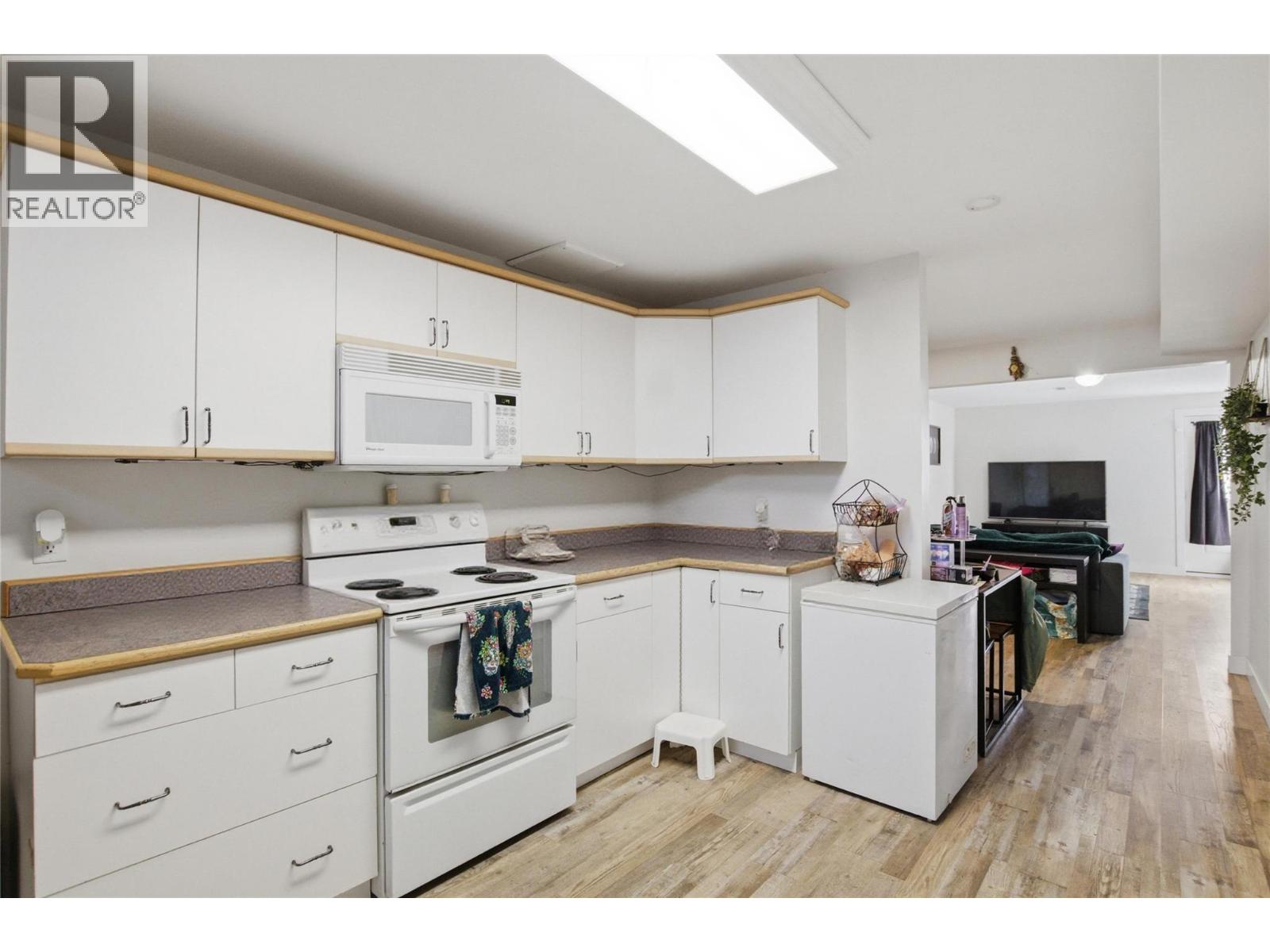 1938 PARKCREST Avenue - 15