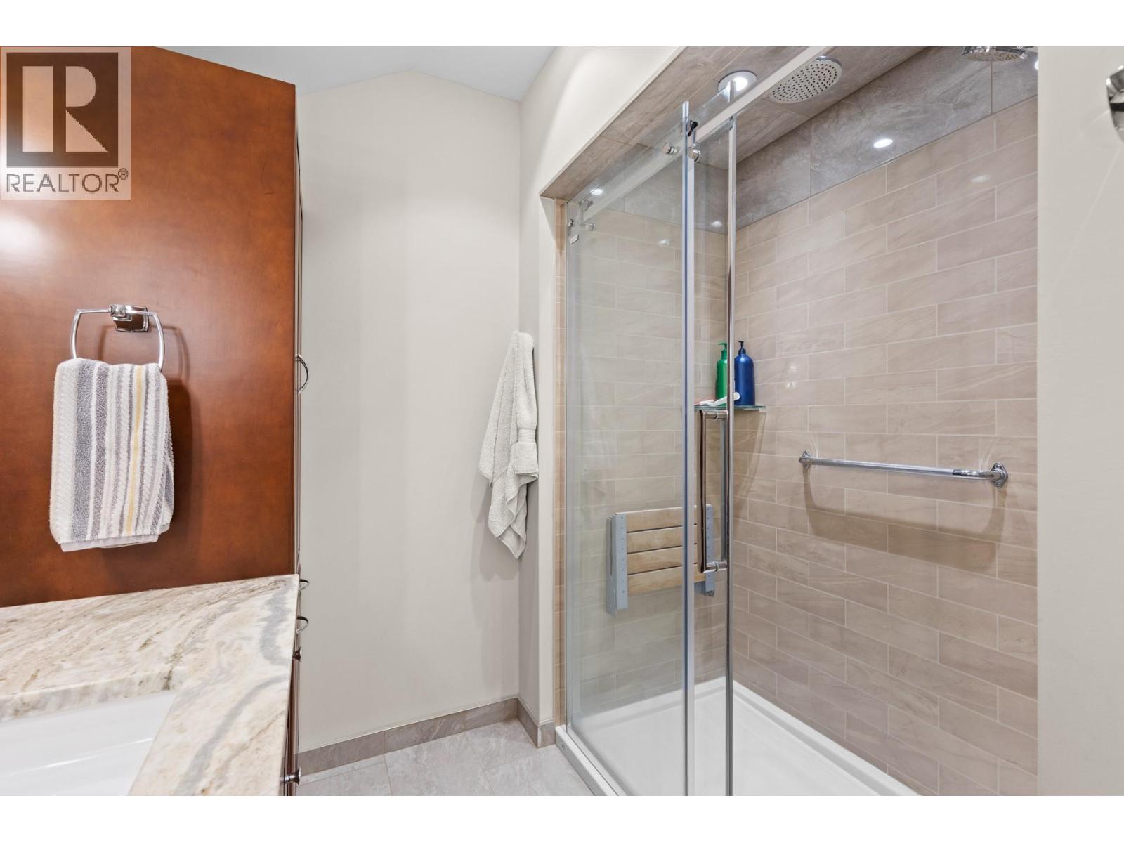 6130 Lipsett Avenue, Peachland