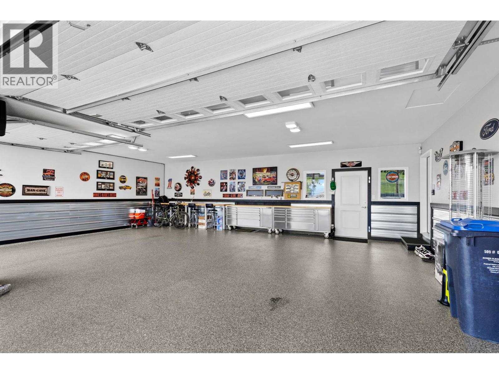 6130 Lipsett Avenue, Peachland