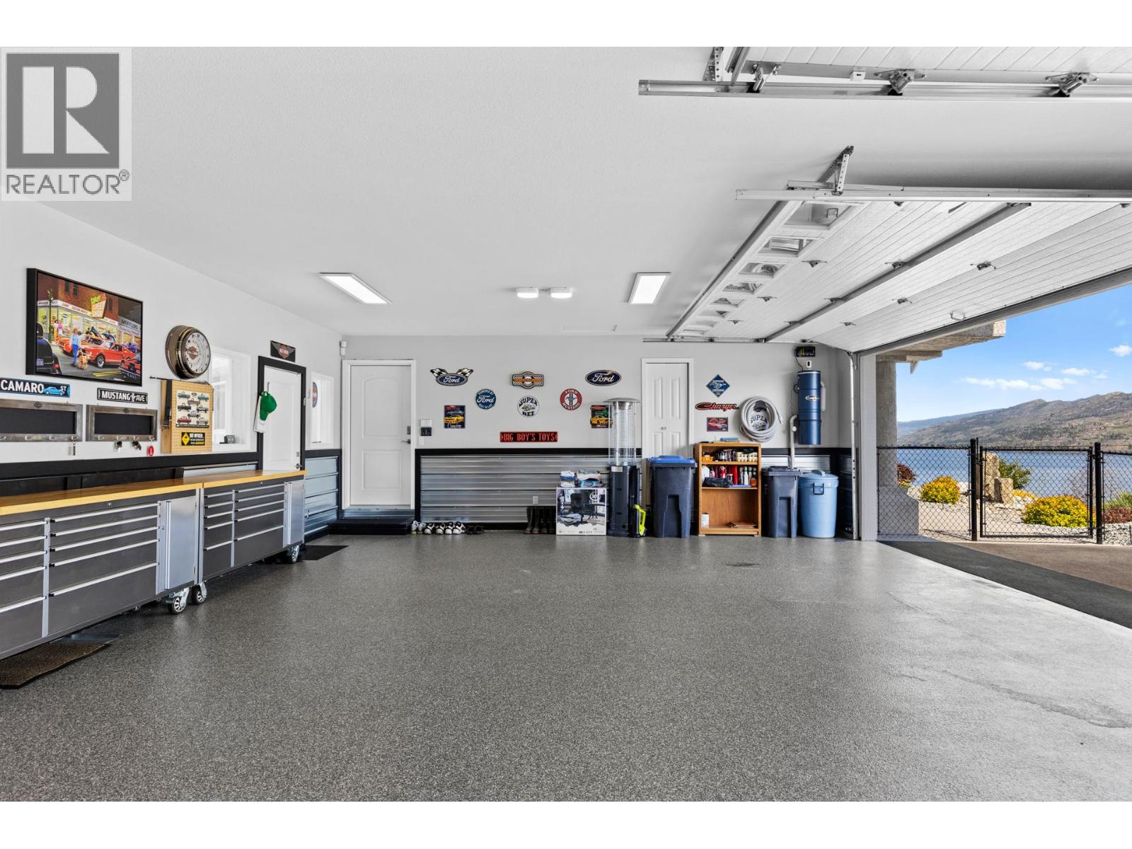 6130 Lipsett Avenue, Peachland