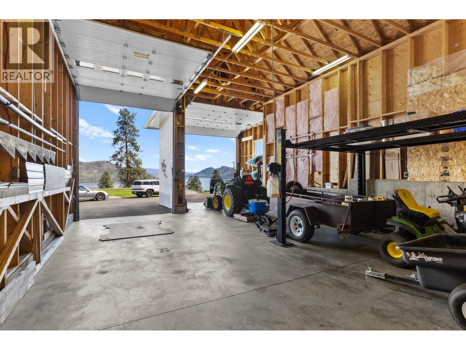 6130 Lipsett Avenue, Peachland