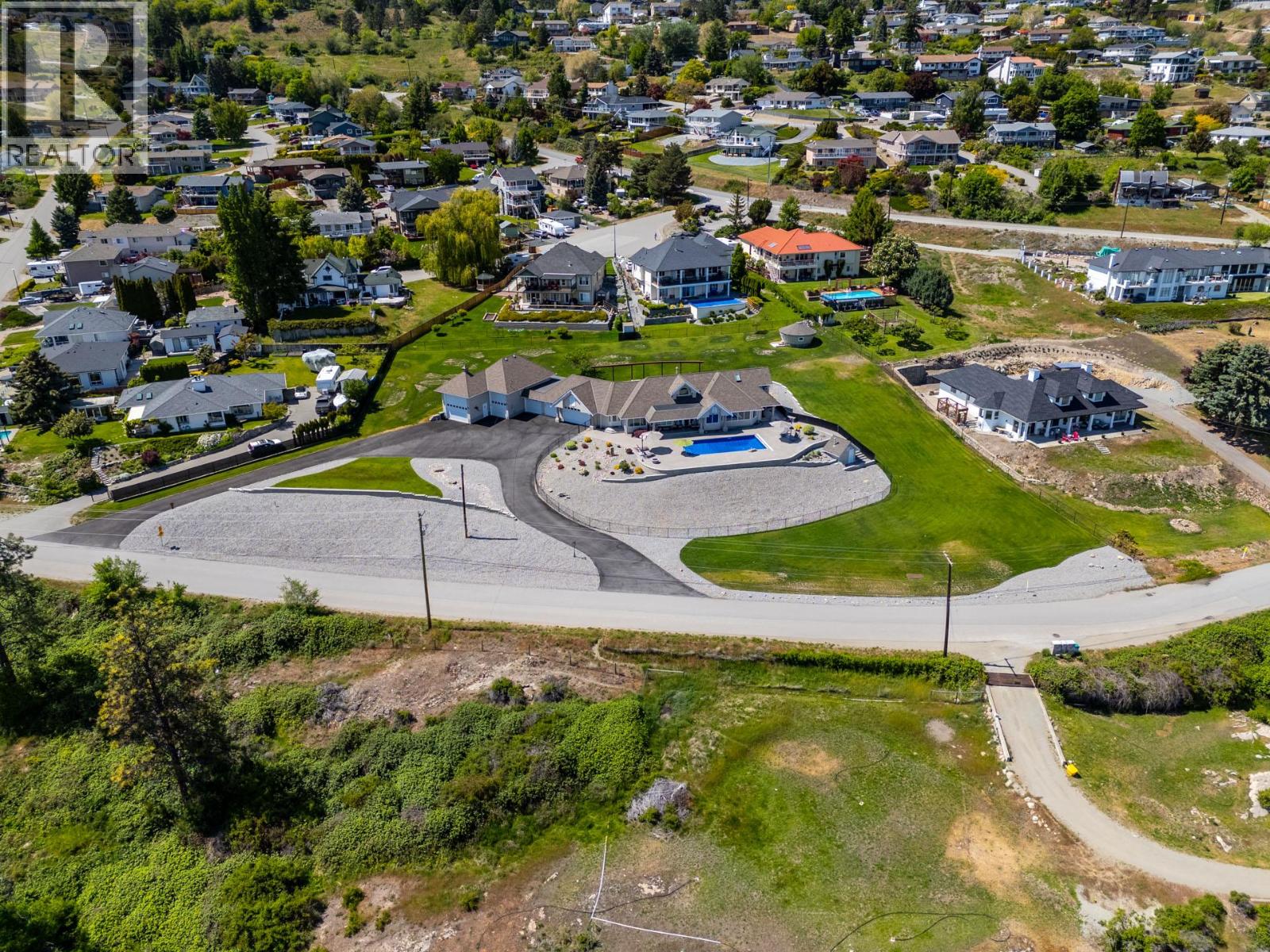 6130 Lipsett Avenue, Peachland