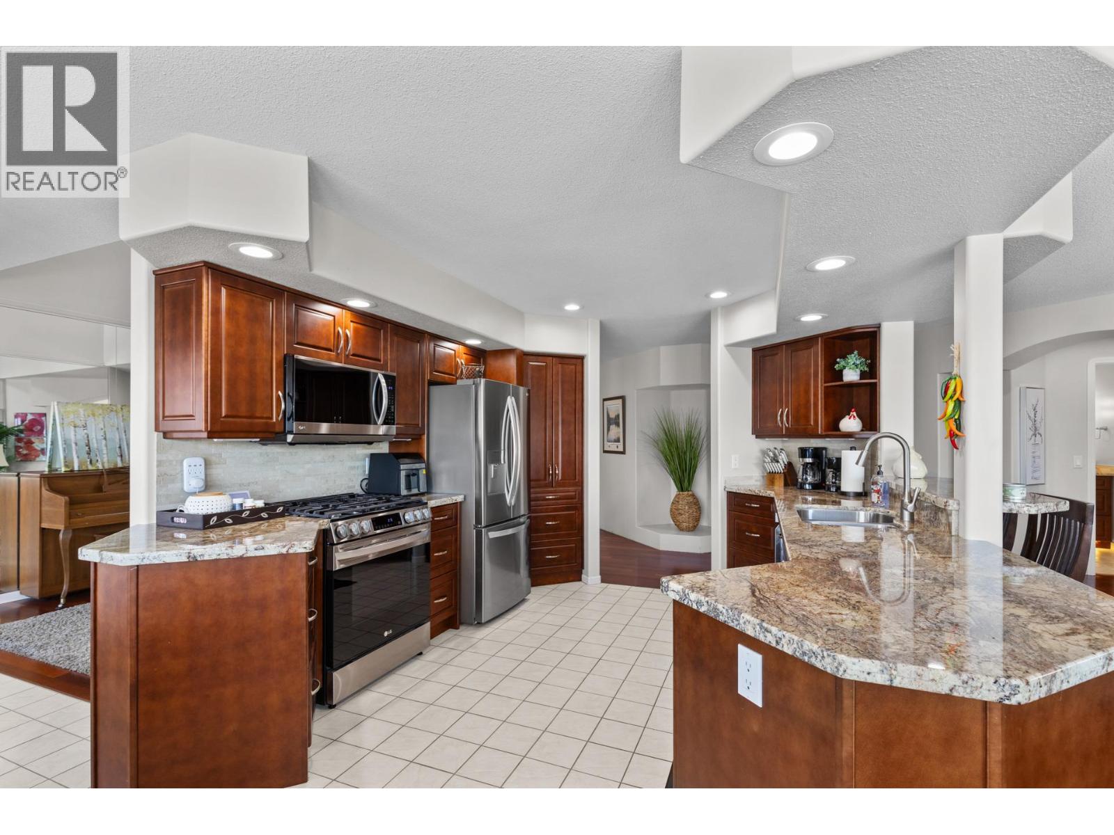 6130 Lipsett Avenue, Peachland