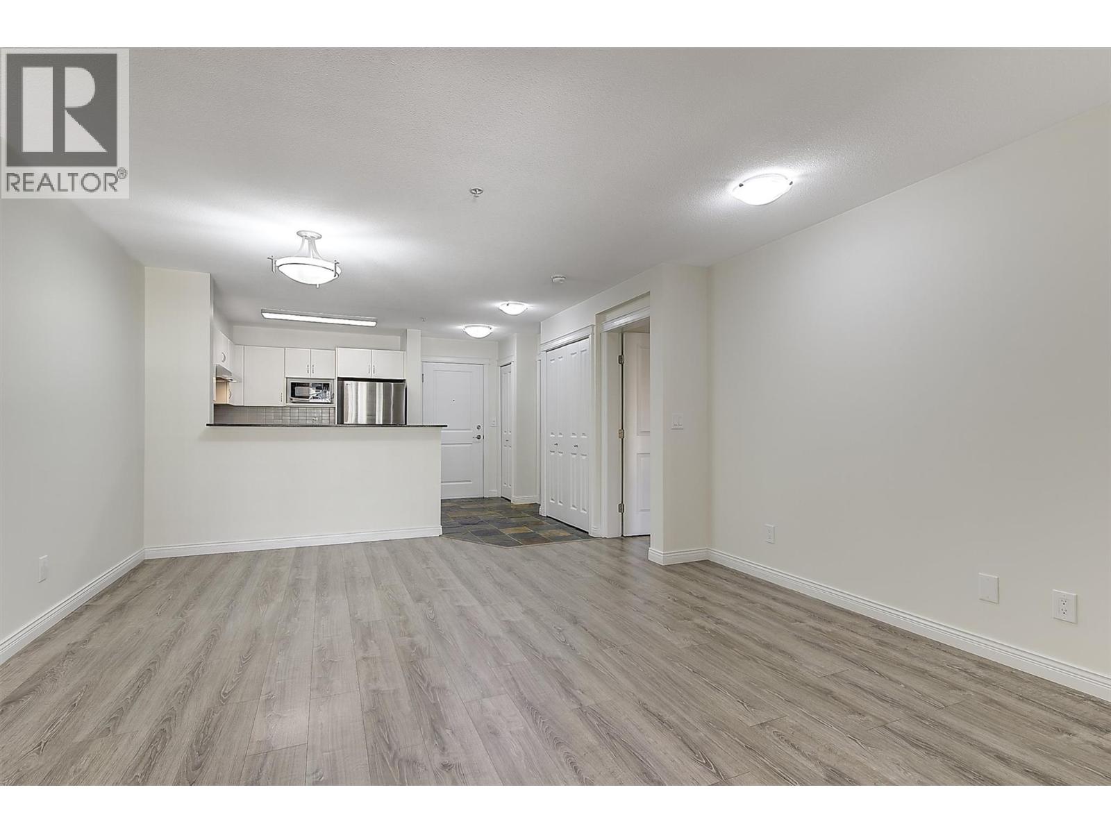 #304 571 Yates Road Unit# 304 - 11