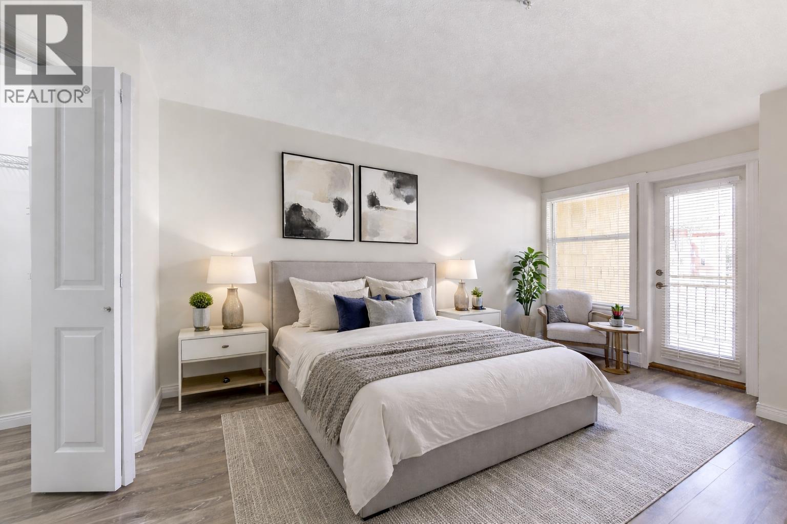 #304 571 Yates Road Unit# 304 - 17