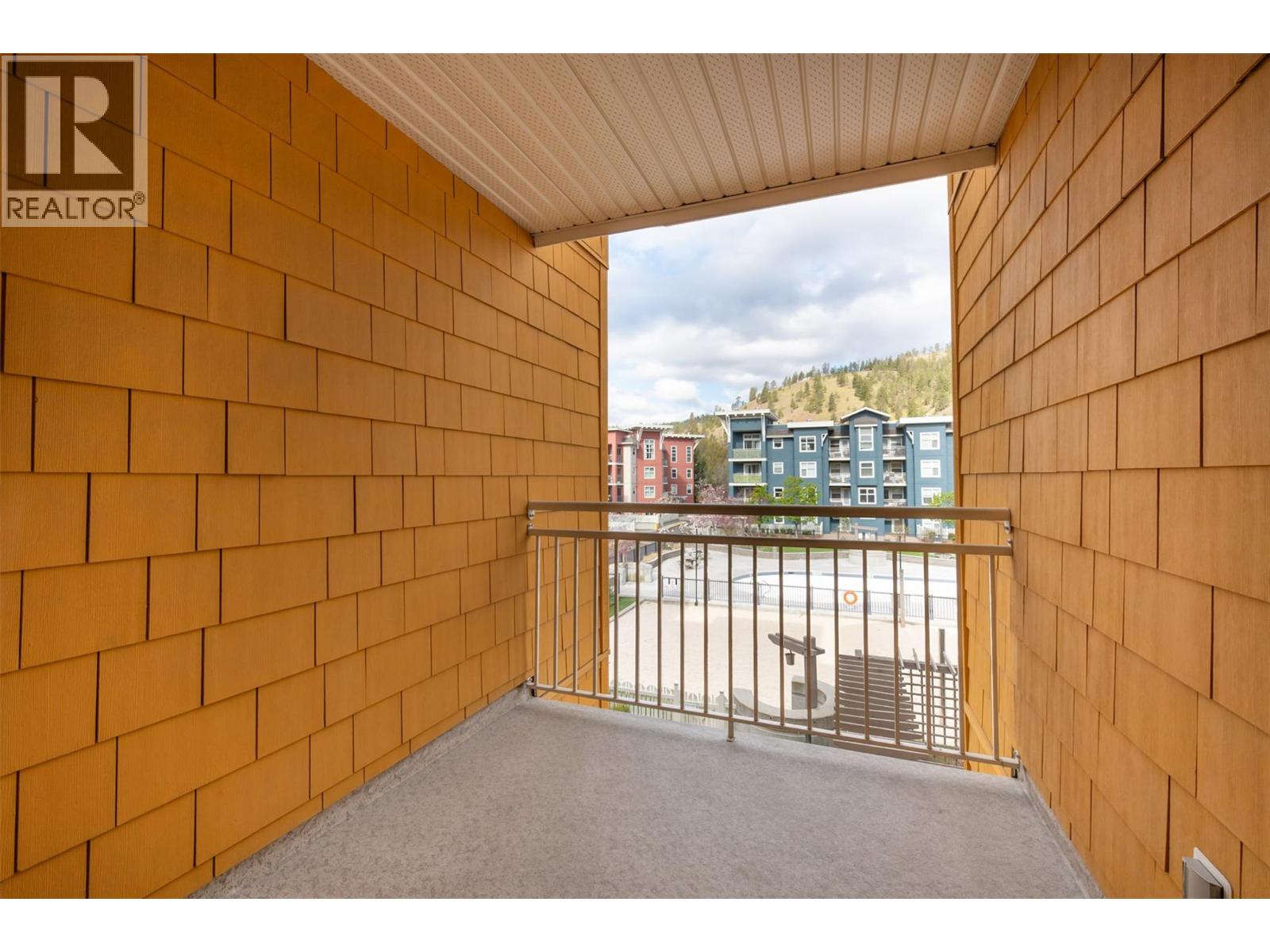 #304 571 Yates Road Unit# 304 - 27