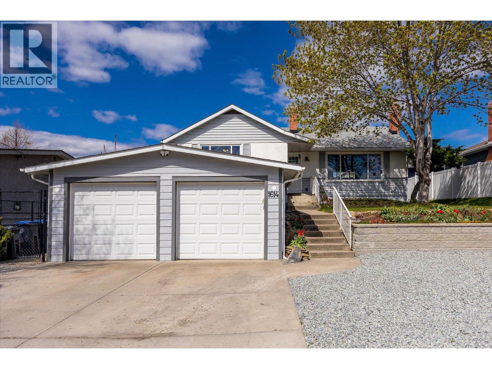 1614 Bernard Avenue, Kelowna