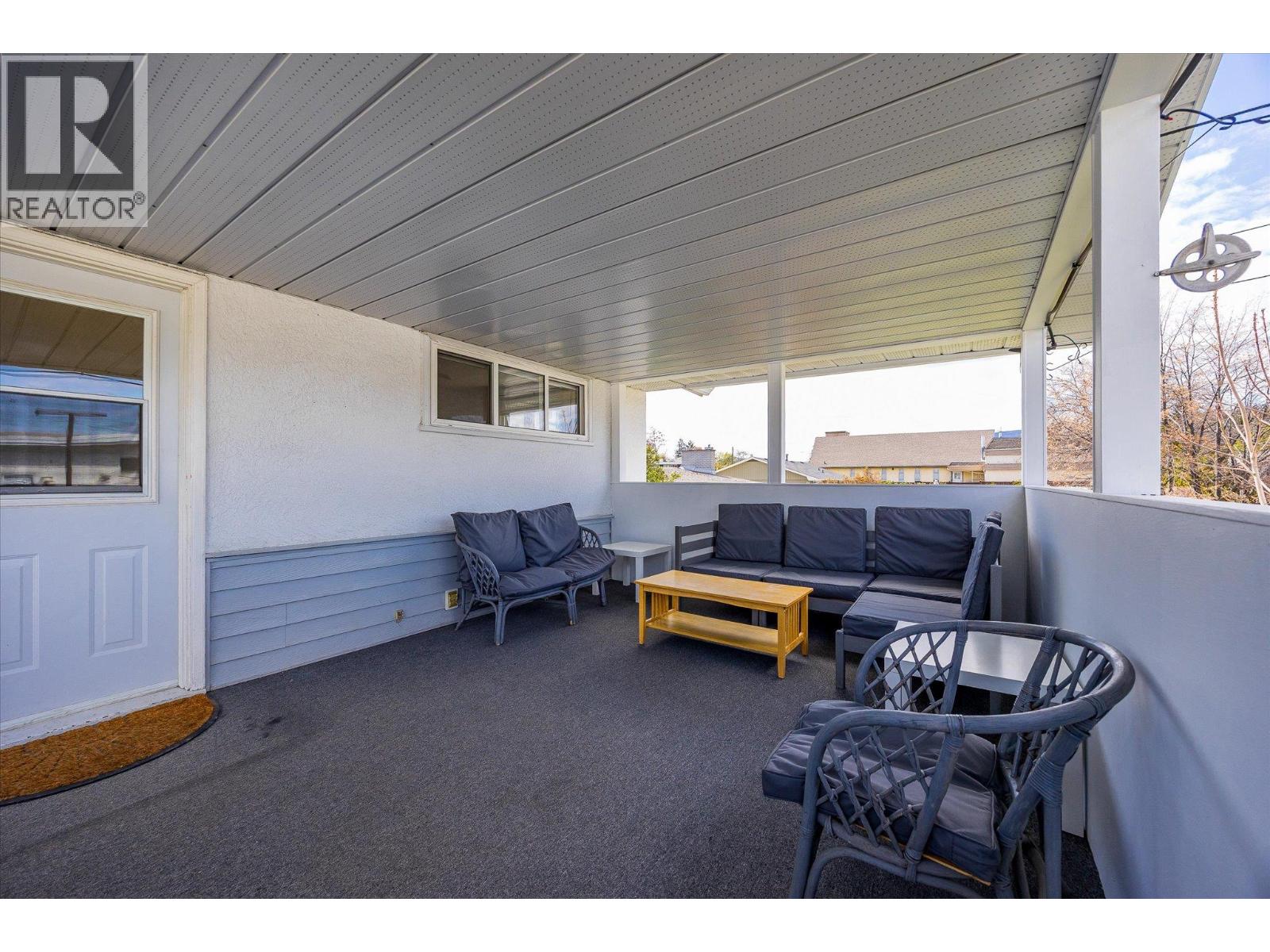 1614 Bernard Avenue, Kelowna