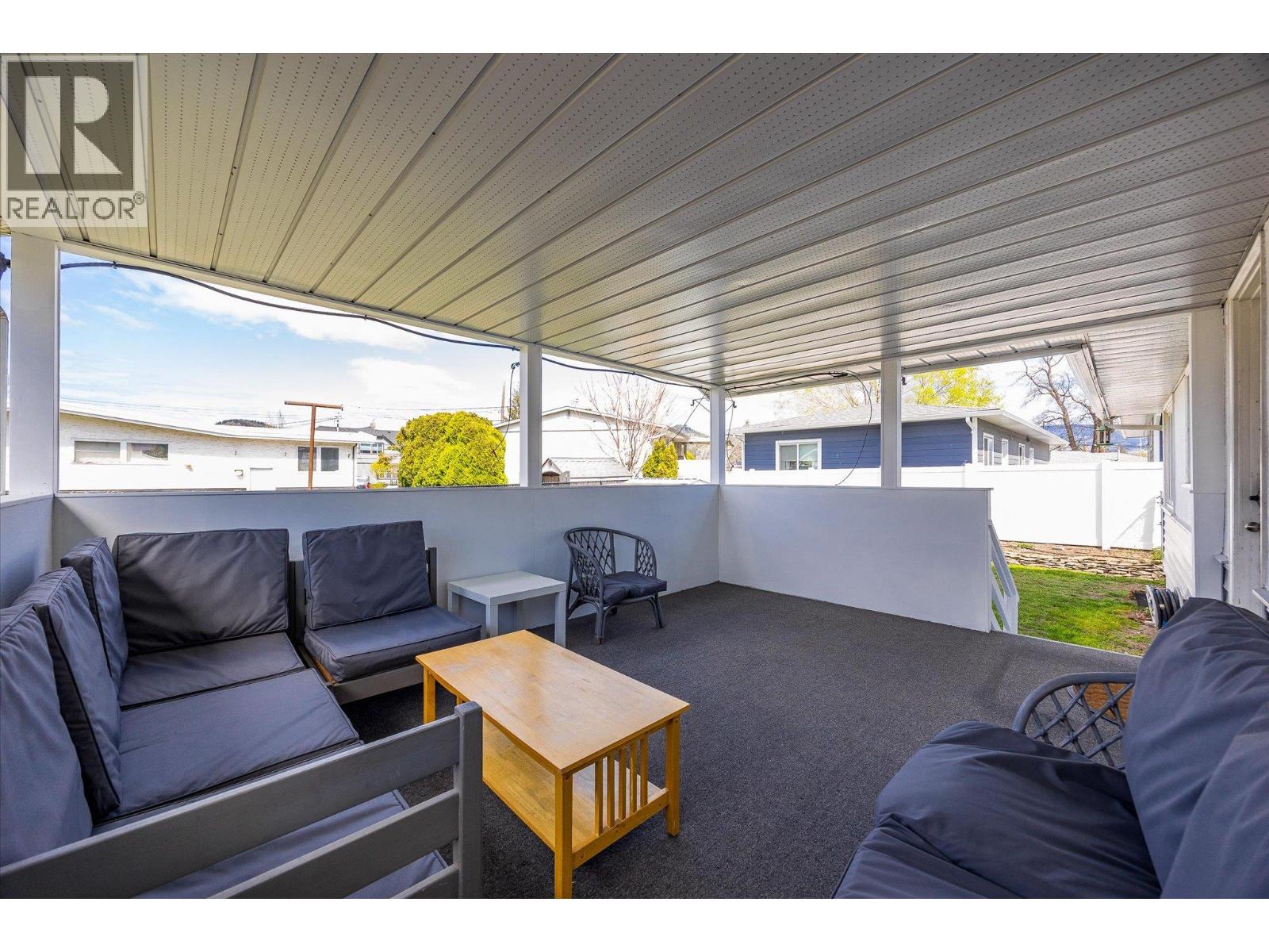 1614 Bernard Avenue, Kelowna