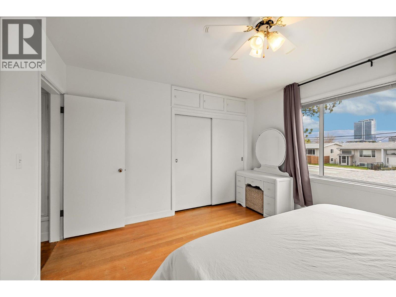 1614 Bernard Avenue, Kelowna