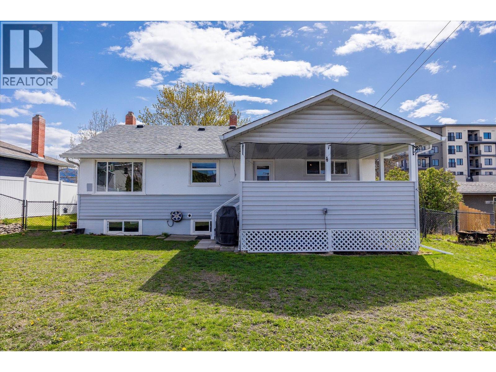 1614 Bernard Avenue, Kelowna