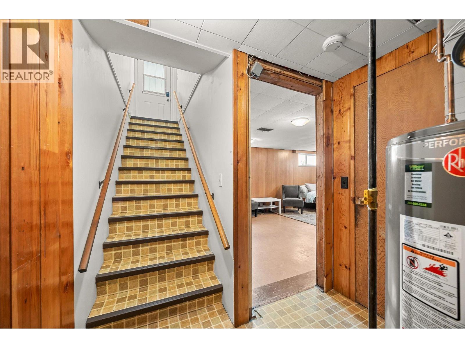 1614 Bernard Avenue, Kelowna