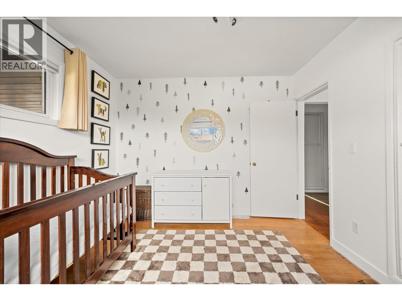 1614 Bernard Avenue, Kelowna