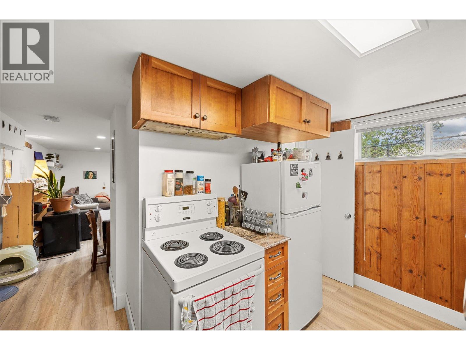 1614 Bernard Avenue, Kelowna