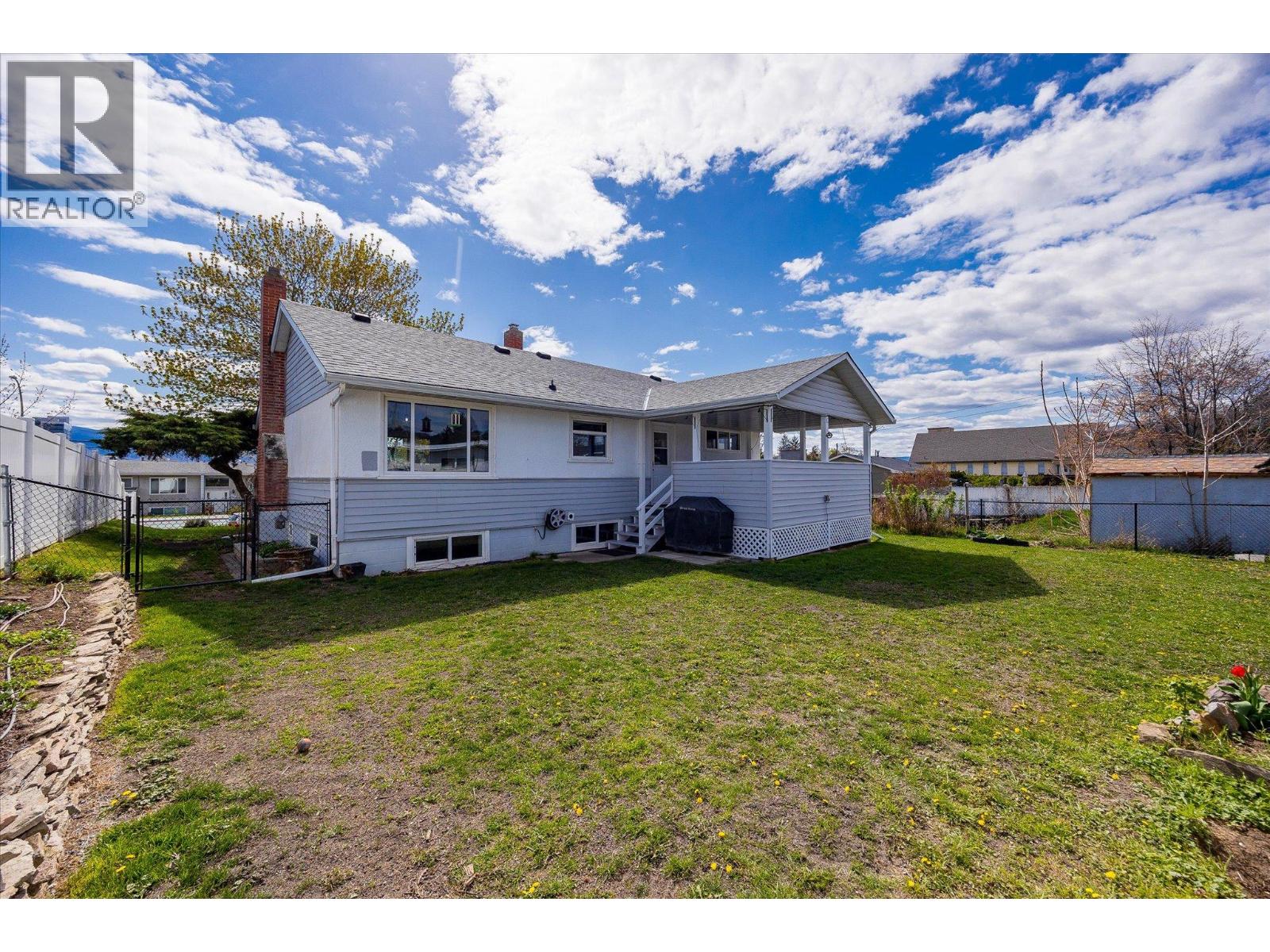 1614 Bernard Avenue, Kelowna