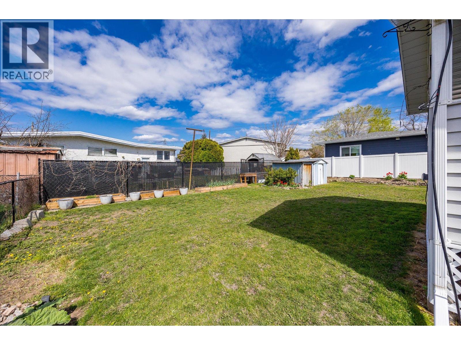 1614 Bernard Avenue, Kelowna