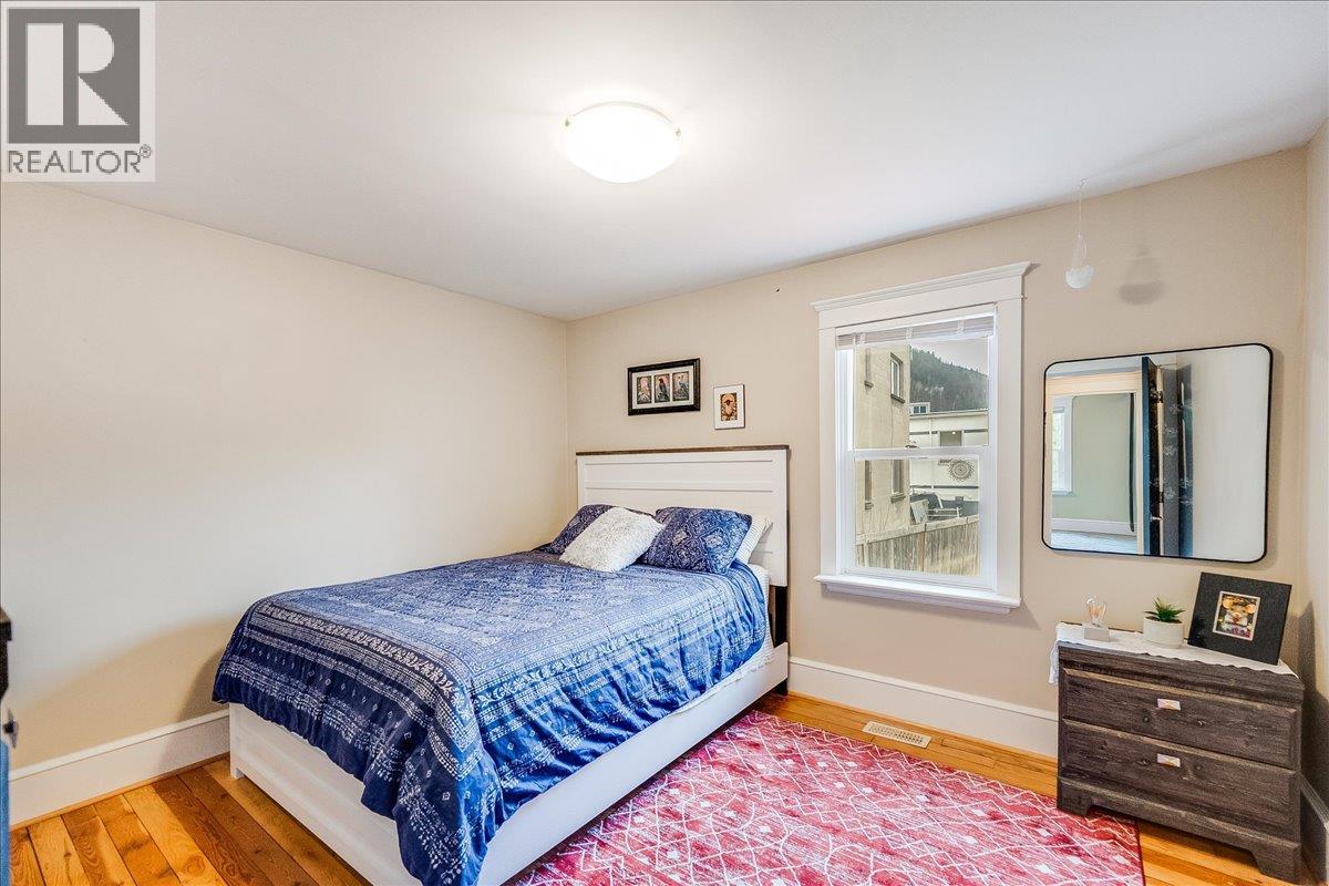 214 11th Avenue - 31