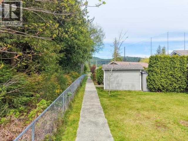 104-8430 SPRINGBROOK ROAD - 26