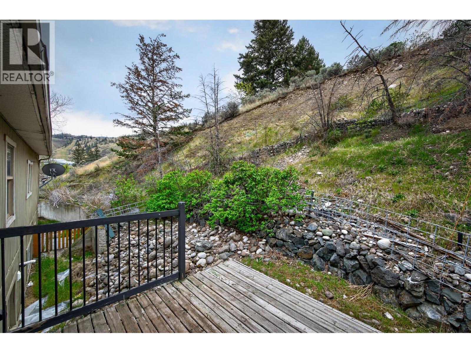 6232 Savona Access Road - 19
