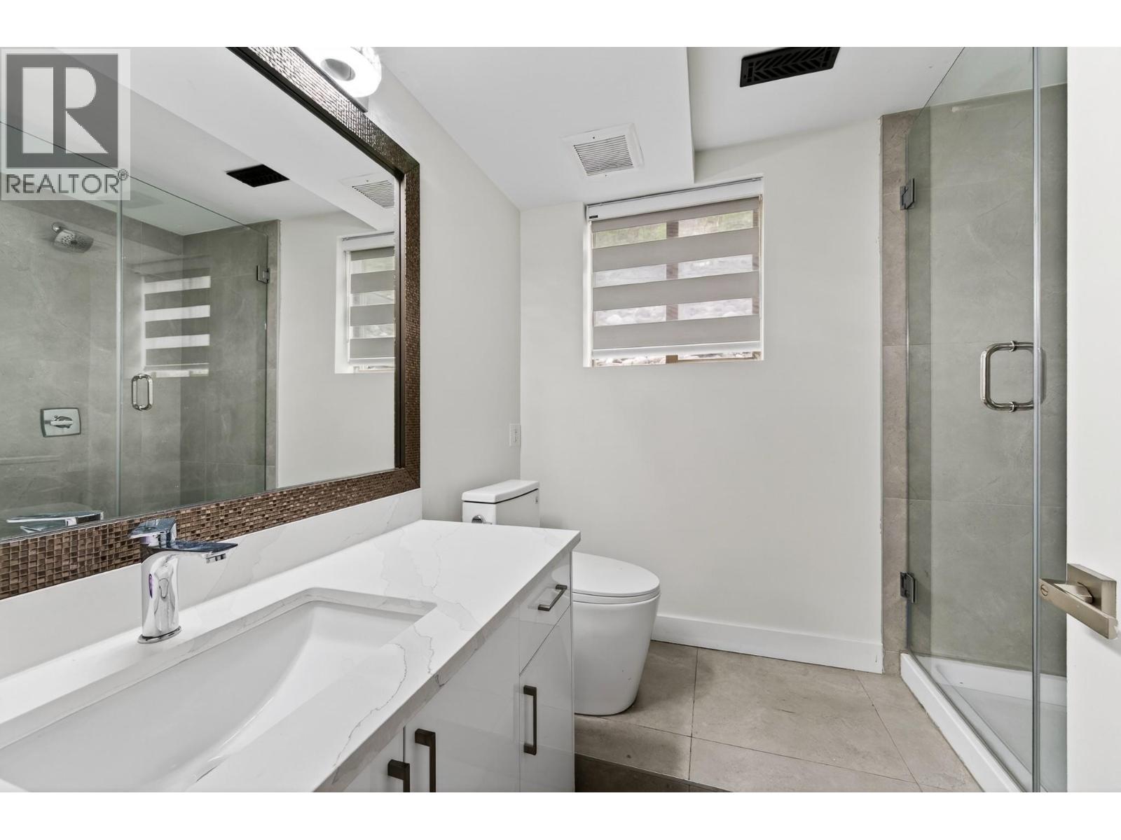 6232 Savona Access Road - 25