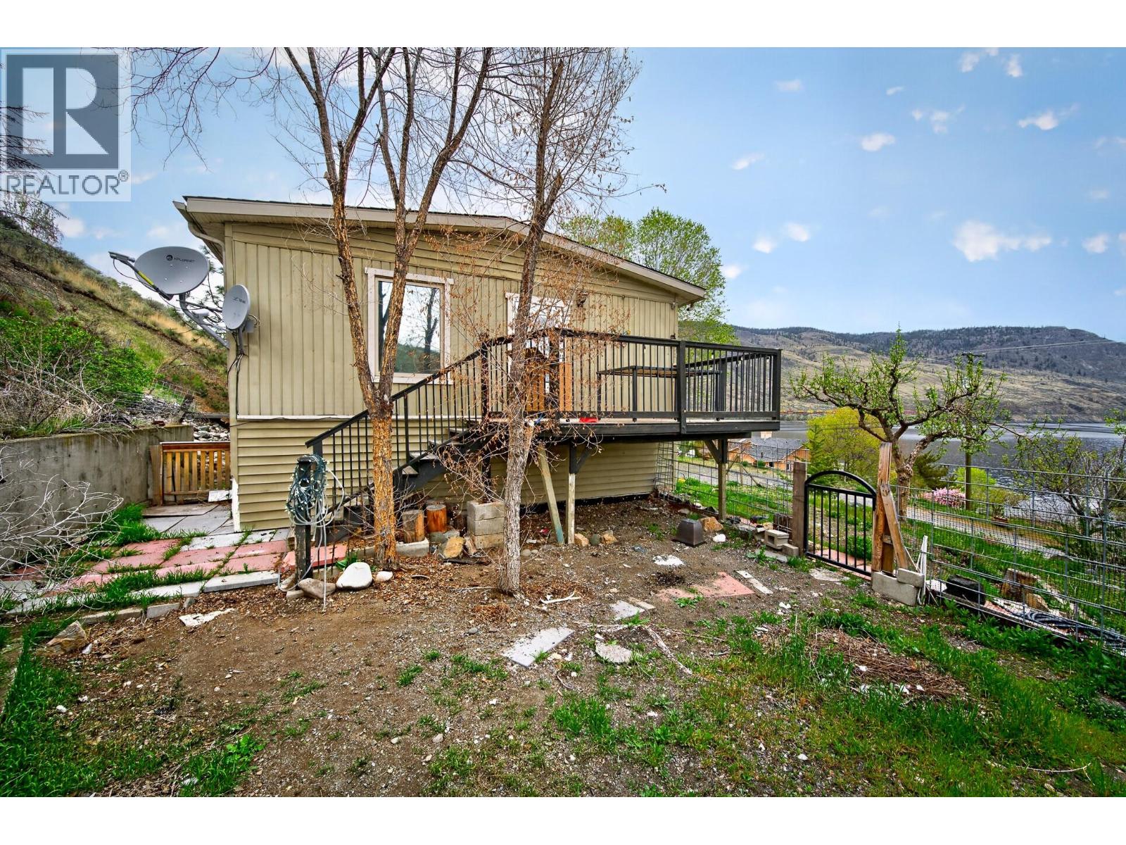 6232 Savona Access Road - 35