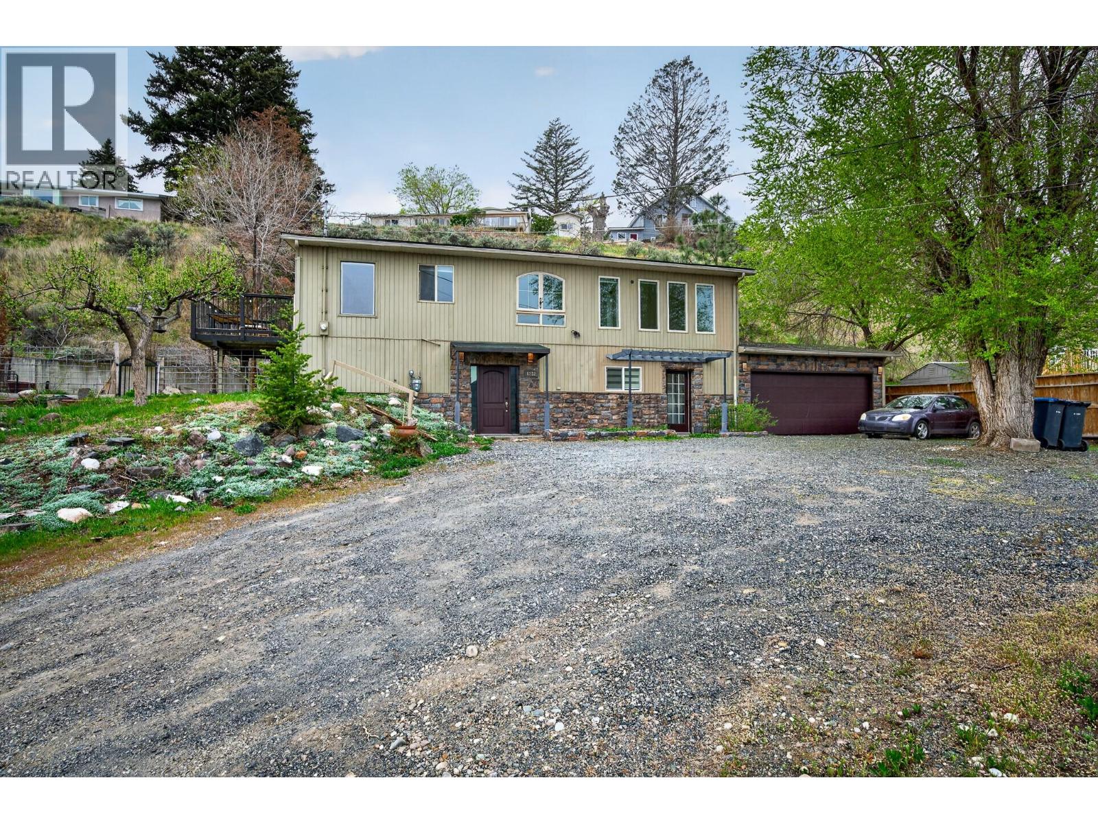 6232 Savona Access Road - 38