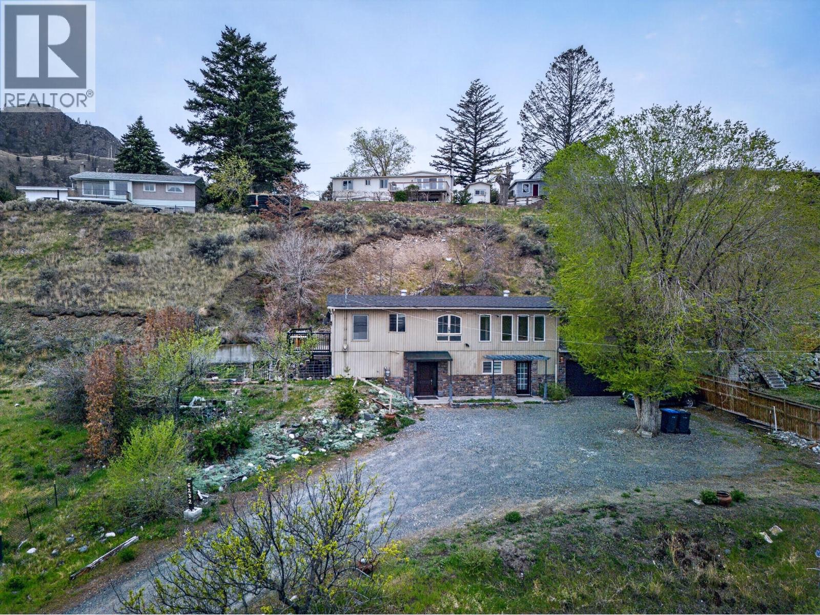 6232 Savona Access Road - 5