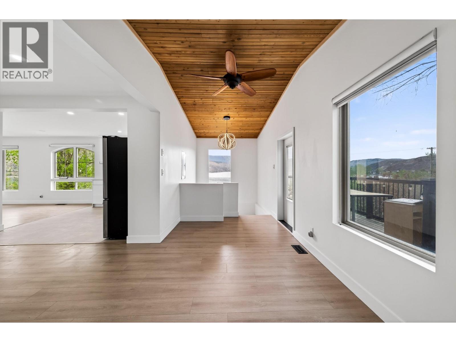 6232 Savona Access Road - 9