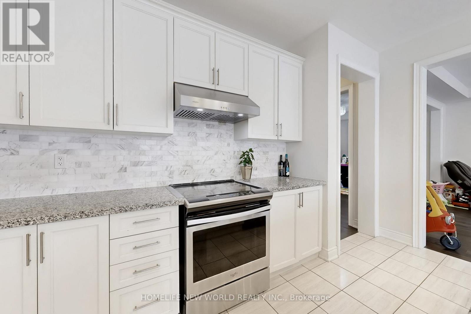 50 BEN SINCLAIR AVENUE — photo 10