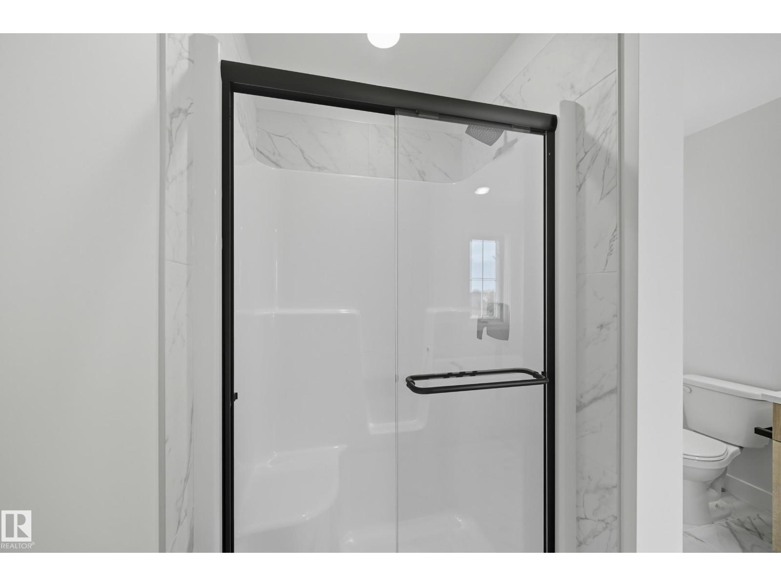 8909 223A ST NW, Edmonton