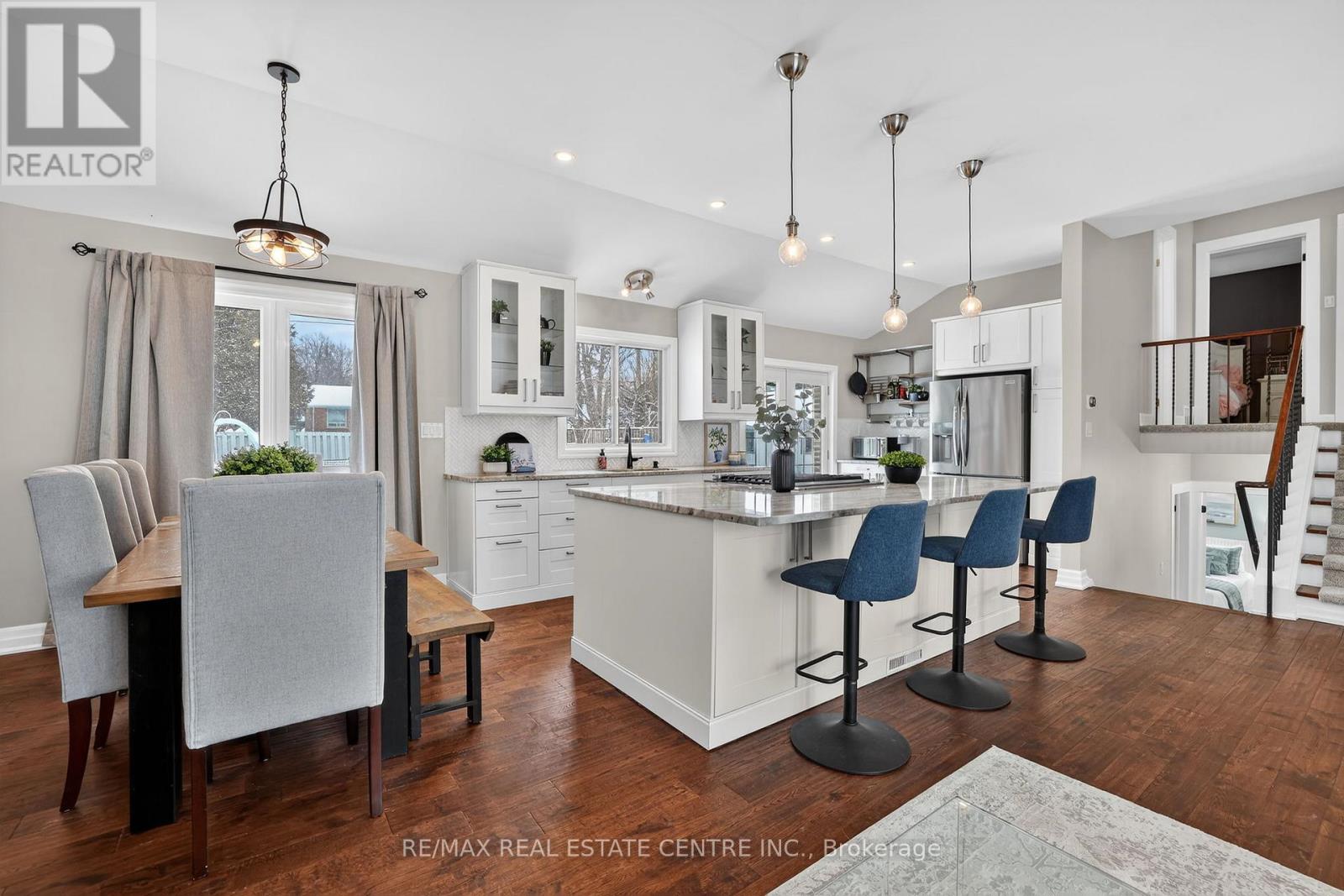 32 WESTDALE AVENUE - 16