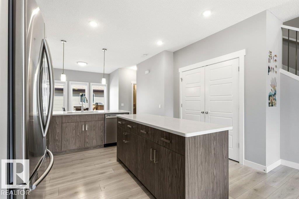 17451 77 ST NW, Edmonton