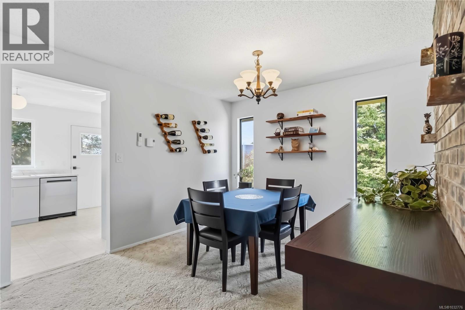  4259 Craigo Park Way, Saanich