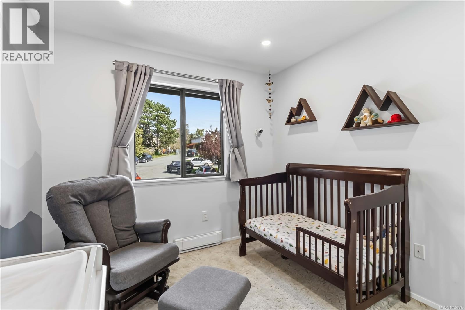  4259 Craigo Park Way, Saanich