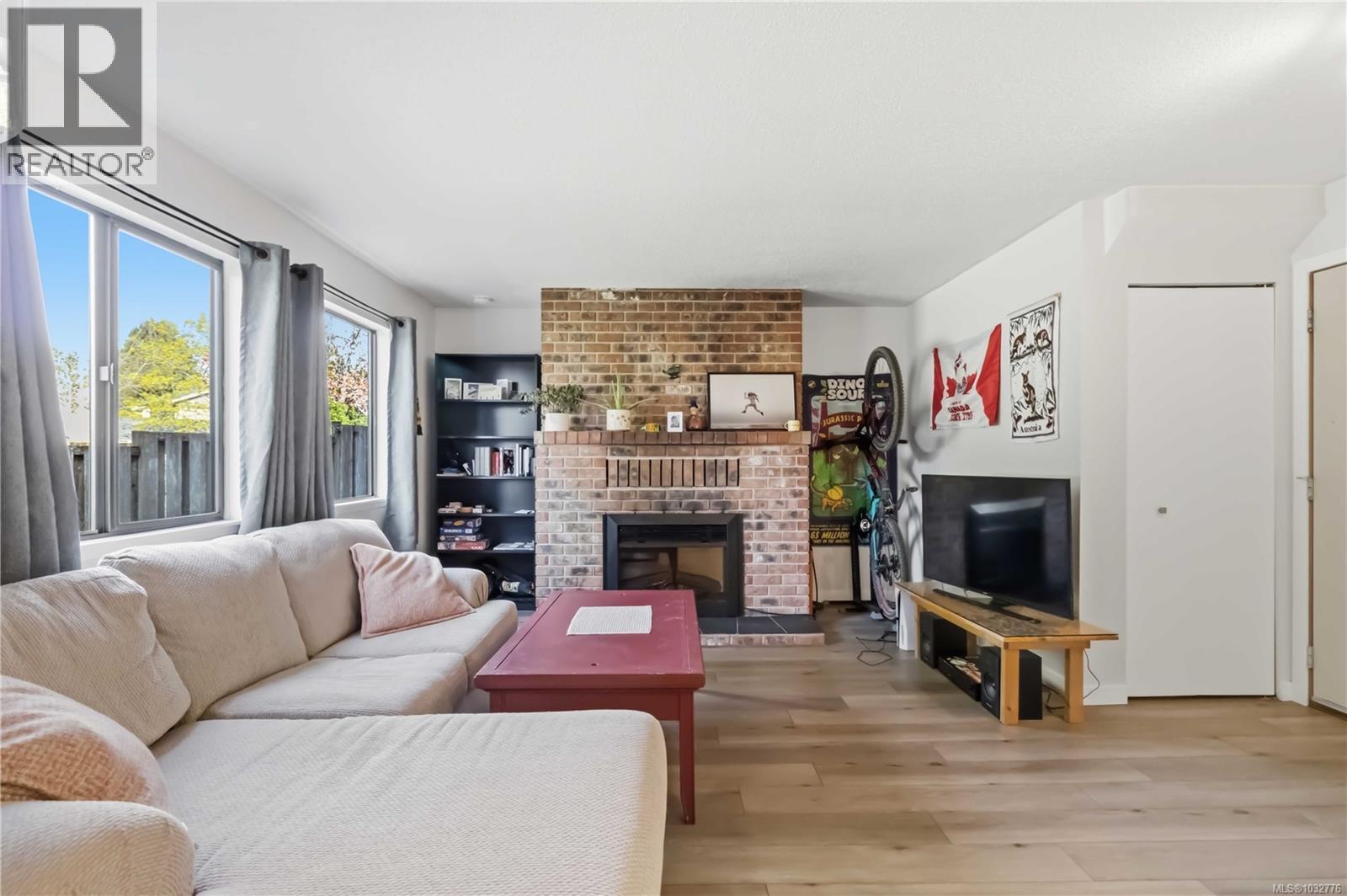  4259 Craigo Park Way, Saanich