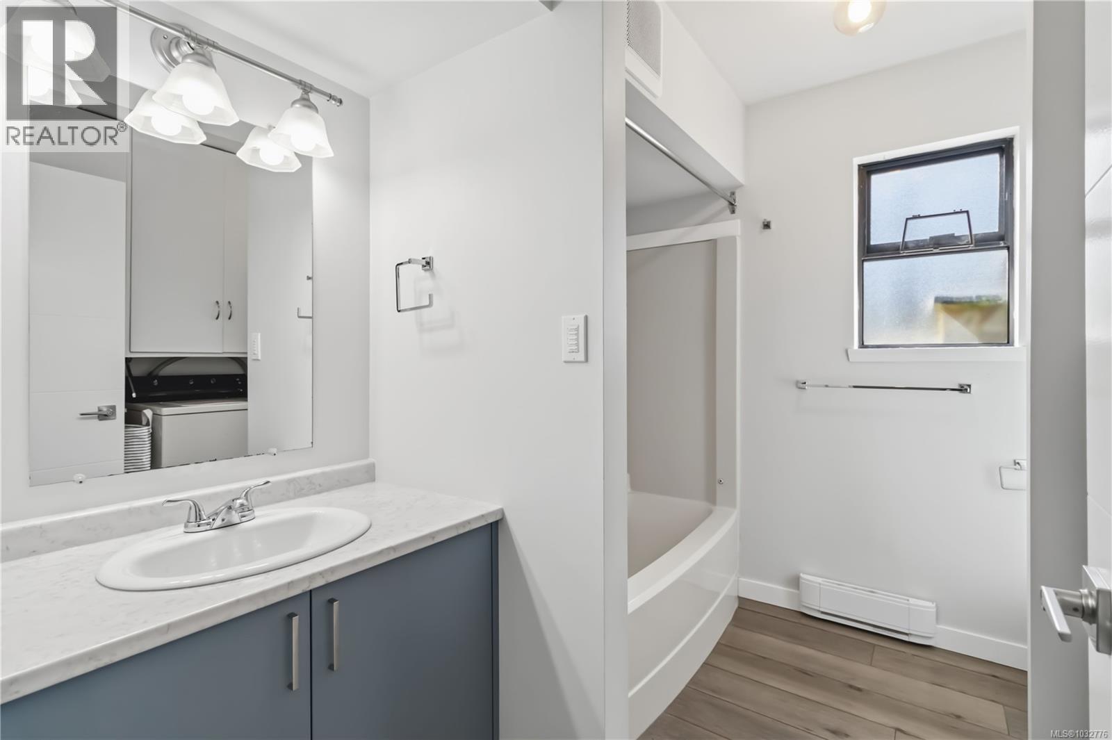  4259 Craigo Park Way, Saanich