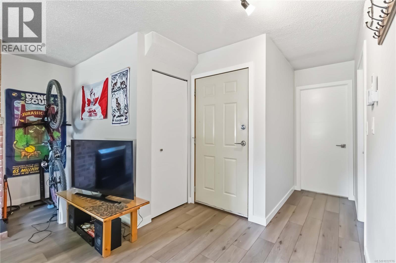  4259 Craigo Park Way, Saanich