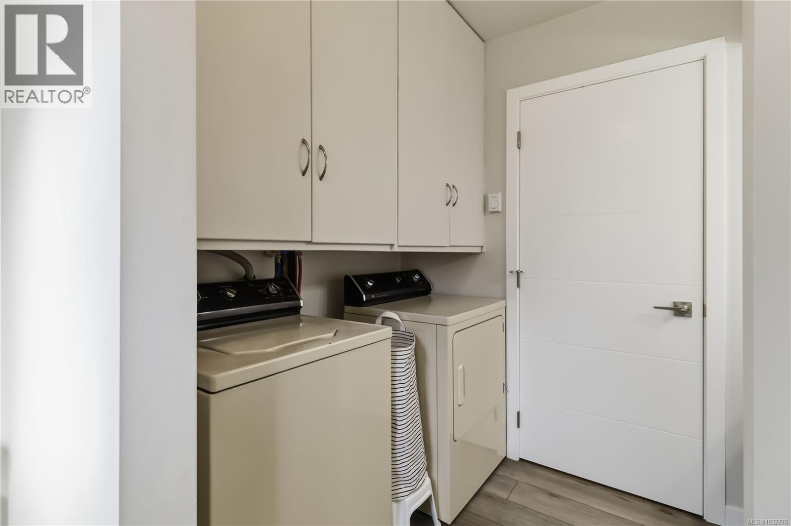  4259 Craigo Park Way, Saanich