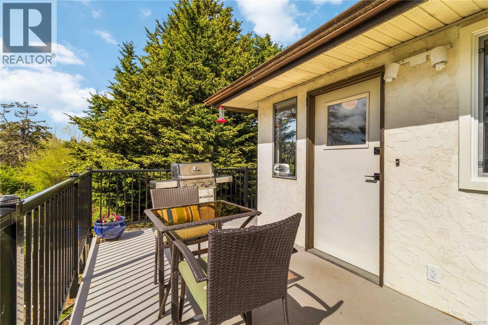  4259 Craigo Park Way, Saanich