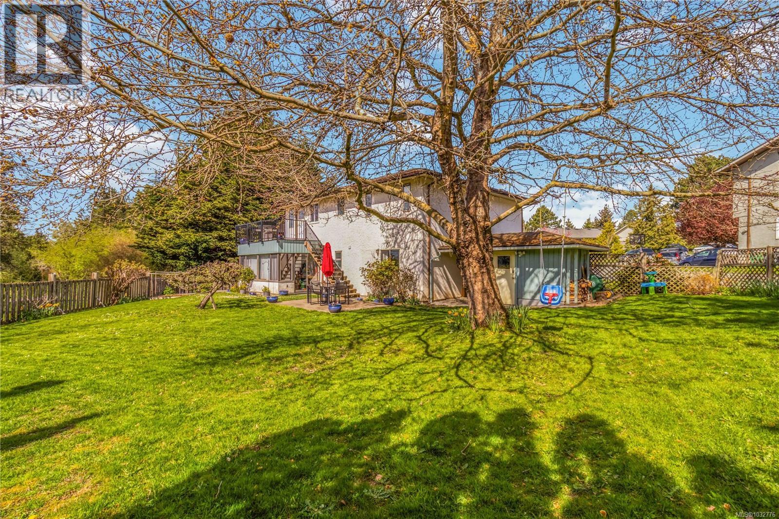  4259 Craigo Park Way, Saanich